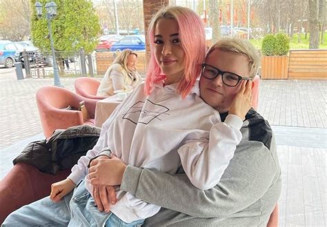 boombl4 girlfriend.